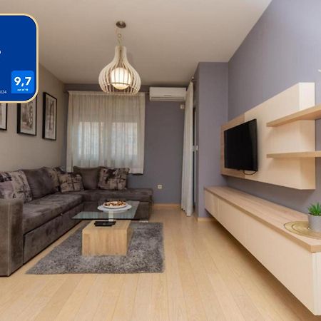 City Compass Apartment With Garage Space Podgorica Exterior photo